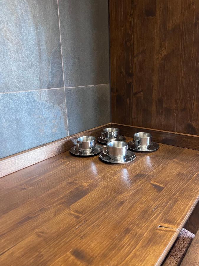 Medusa Duomo Guest House نابولي المظهر الخارجي الصورة