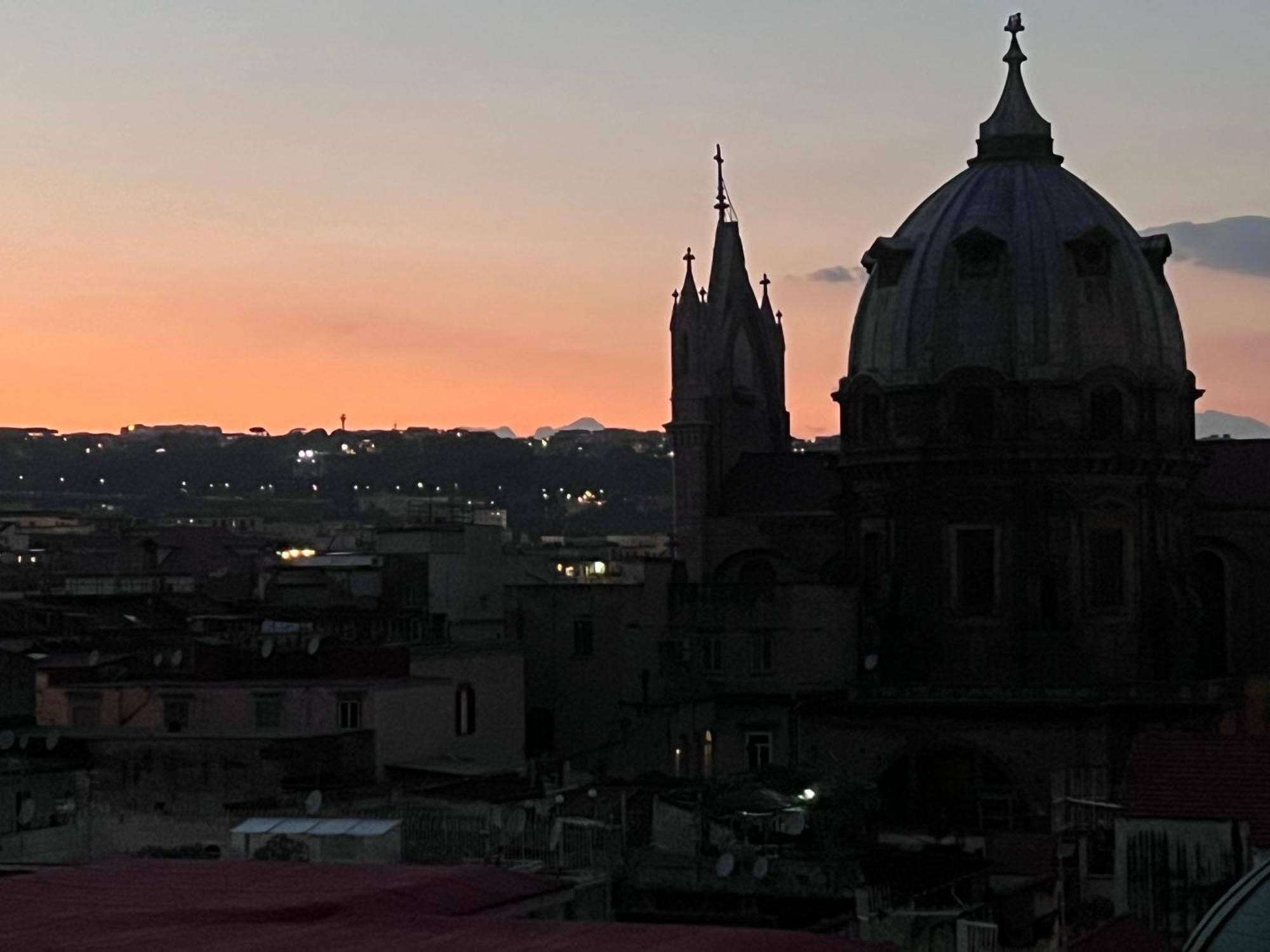 Medusa Duomo Guest House نابولي المظهر الخارجي الصورة